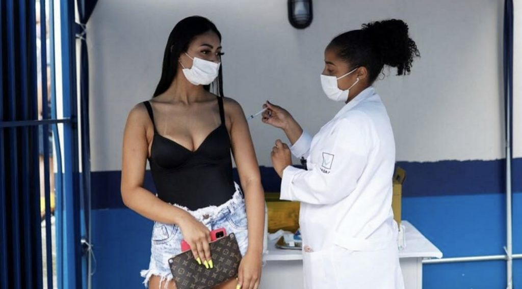 Bilimsel araştırma: Dördüncü Pfizer/BioNTech dozu Omicron’a karşı bir etki yaratmıyor