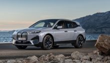 BMW, tek tuşla araç rengini değiştiren yeni teknolojisini tanıttı