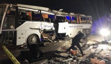 Otobüs şarampole yuvarlandı, 2 kişi öldü 27 kişi yaralandı