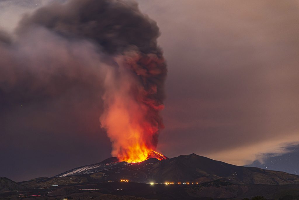 Meksika’daki Popocatepetl Yanardağı’nda 5 yeni patlama meydana geldi