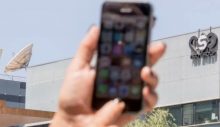 İsrail polisi çok sayıda kişinin telefonlarını hacklemekle suçlanıyor