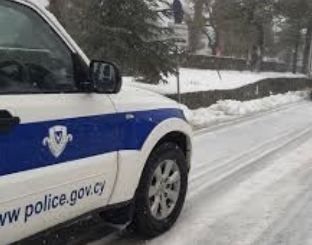 Trodos Dağları’na giden tüm yollar yoğun kar yağışı nedeniyle kapalı