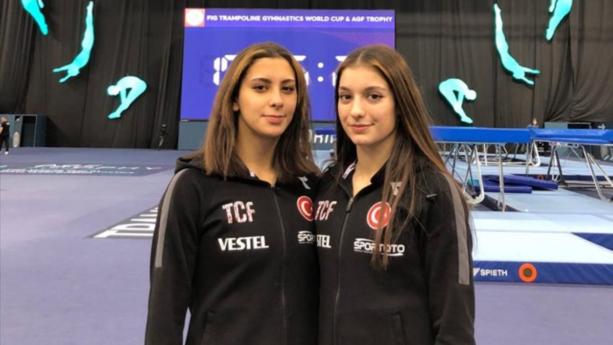 Sena Elçin Karakaş ve Sıla Karakuş