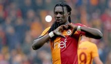 Bafetimbi Gomis yeniden Galatasaray’da