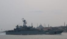 Rus savaş gemileri İstanbul Boğazı’ndan geçerek Karadeniz’e açıldı