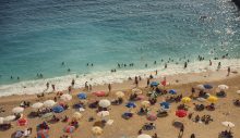 Reuters: Rezervasyonlar artsa da Türkiye turizmini yükselen maliyetler zorluyor