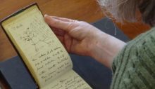 Darwin’in ‘çalınan’ iki not defteri, 22 yıl sonra kütüphaneye geri bırakıldı