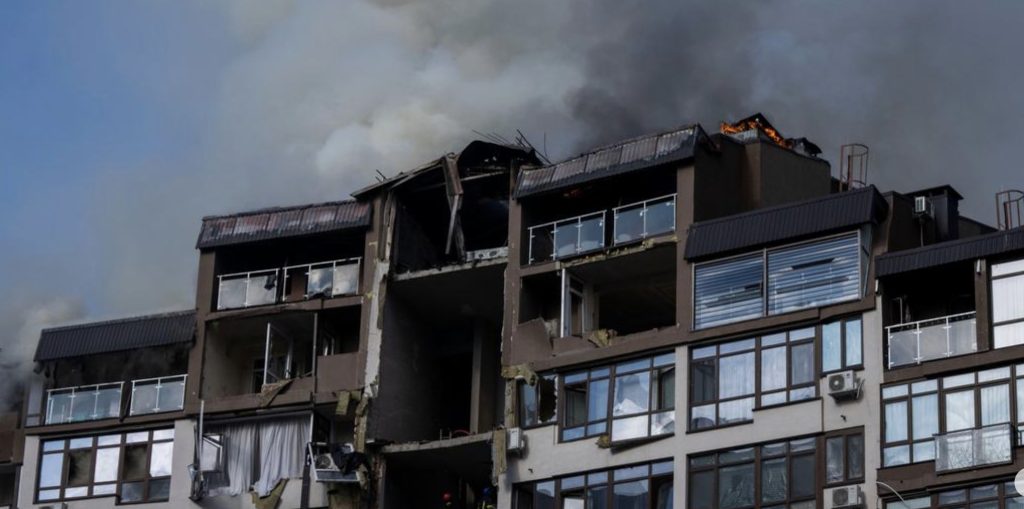 Rus füzeleri Kiev’i vurdu
