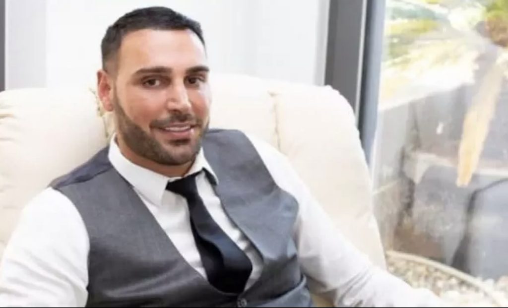 95531988-C181-4428-8F86-35ED25B85A4B