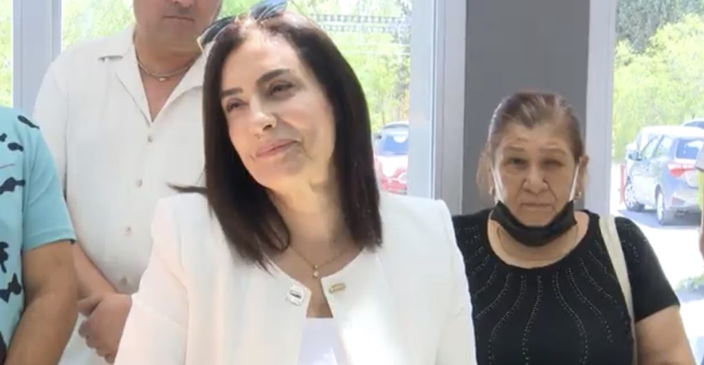 98BE98DA-A1AA-40FC-8478-1591E54D54A7