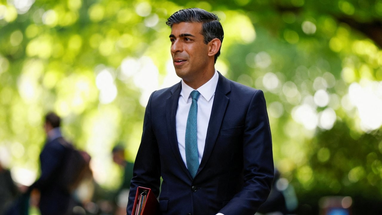 Yeni başbakan Sunak oldu