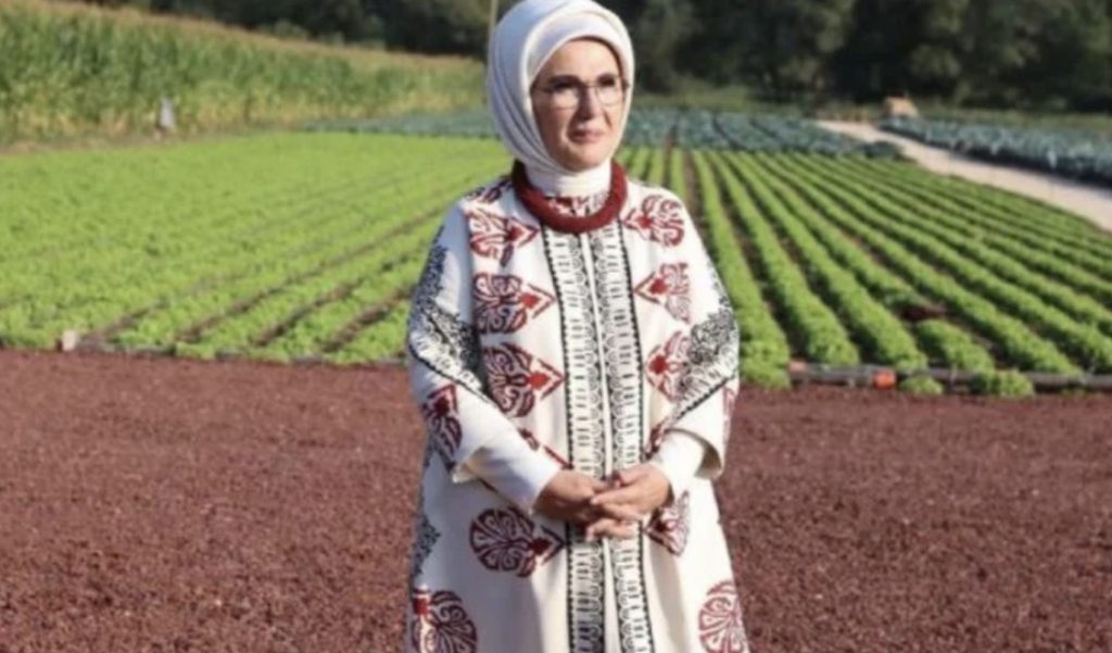 Emine Erdoğan’ın 1 saatlik ziyareti için 3 milyon lira harcandı!