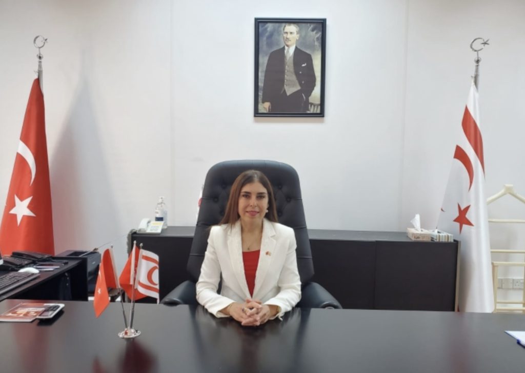 A6F6EBF1-D31A-43F2-8242-198E753C41F9