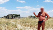 Rus turist yanlışlıkla Putin’in silahlarının yerini ifşa etti