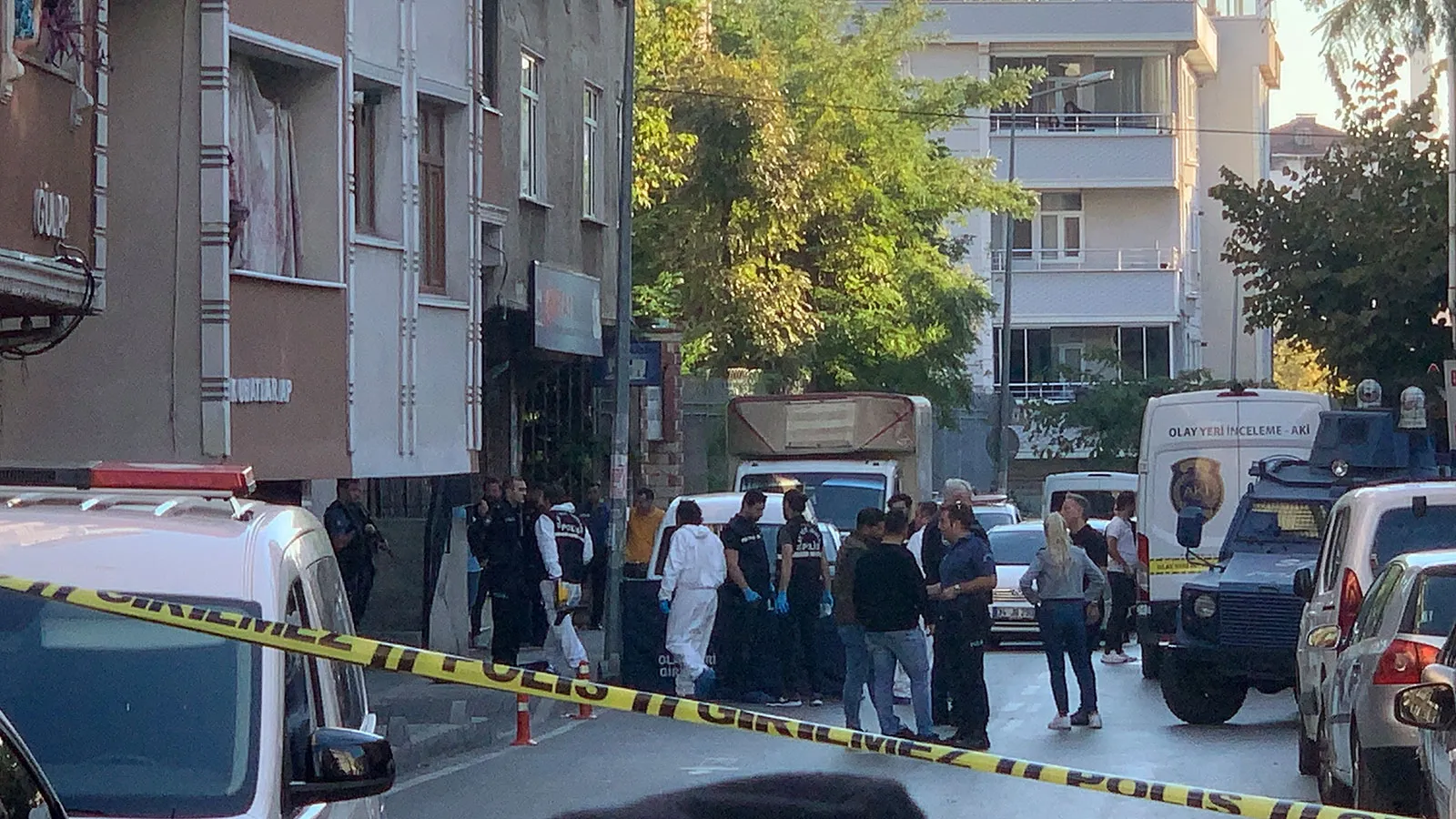 İstanbul Bağcılar’da vahşet! Annesini öldürdü, kafasını kesip sokağa attı