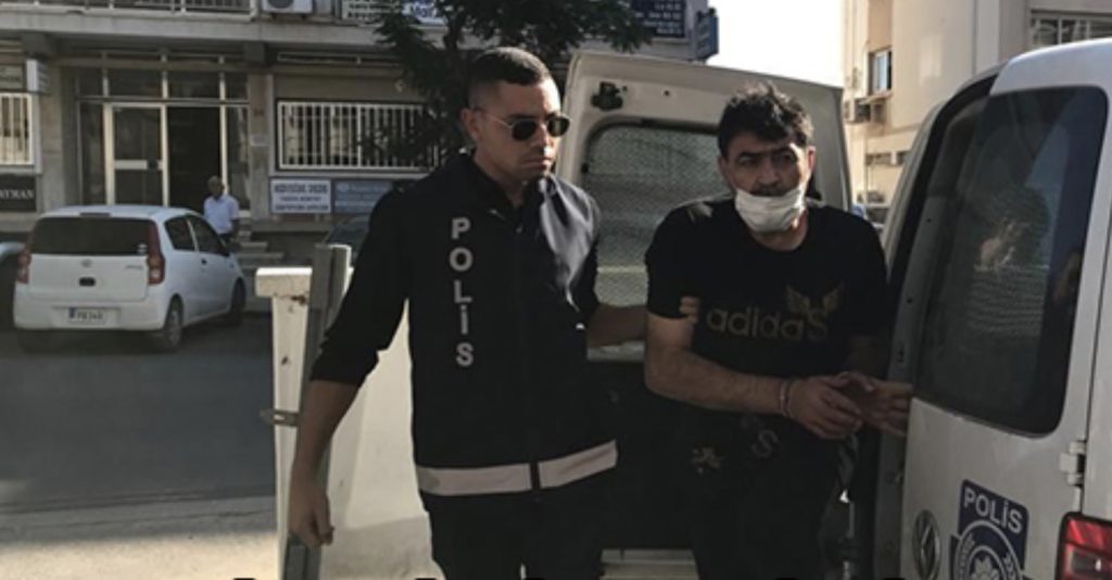 Boşanma aşamasındaki eşinin üzerine benzin döküp ağır yaraladı!