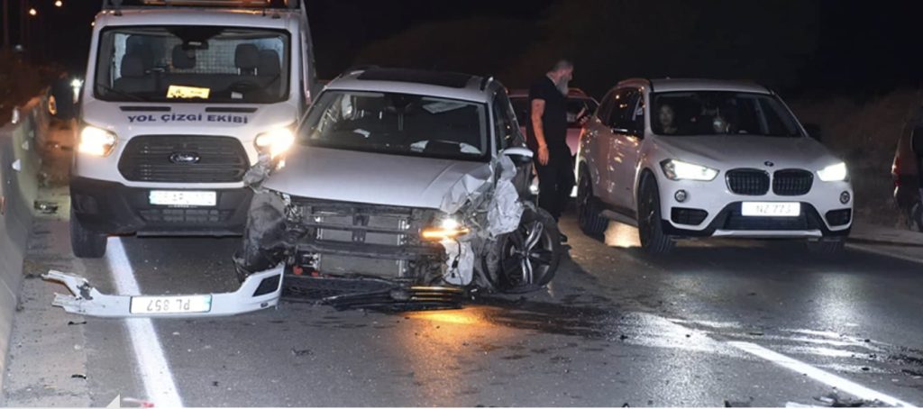 Girne – Lefkoşa anayolunda zincirleme kaza, 4 yaralı…
