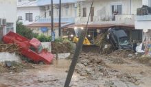 Girit Adası’nı sel vurdu: 1 ölü, 3 kayıp