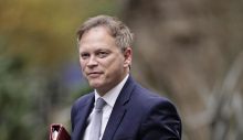 İngiltere’nin yeni İçişleri Bakanı Grant Shapps oldu