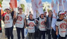Kamu-İş’in Meclis önünde başlattığı eylem devam ediyor