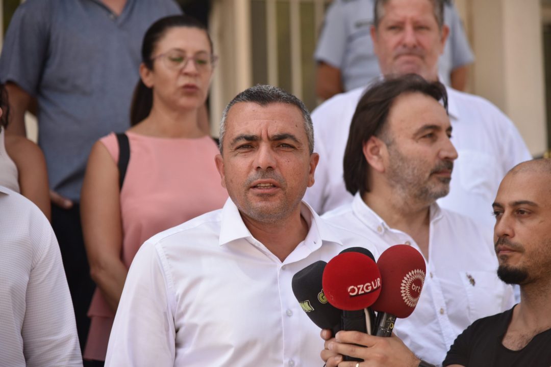 Kamu-İş’in 9 okulda grevi devam ediyor!
