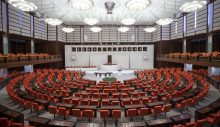 Sosyal medya düzenlemesi Meclis’ten geçti