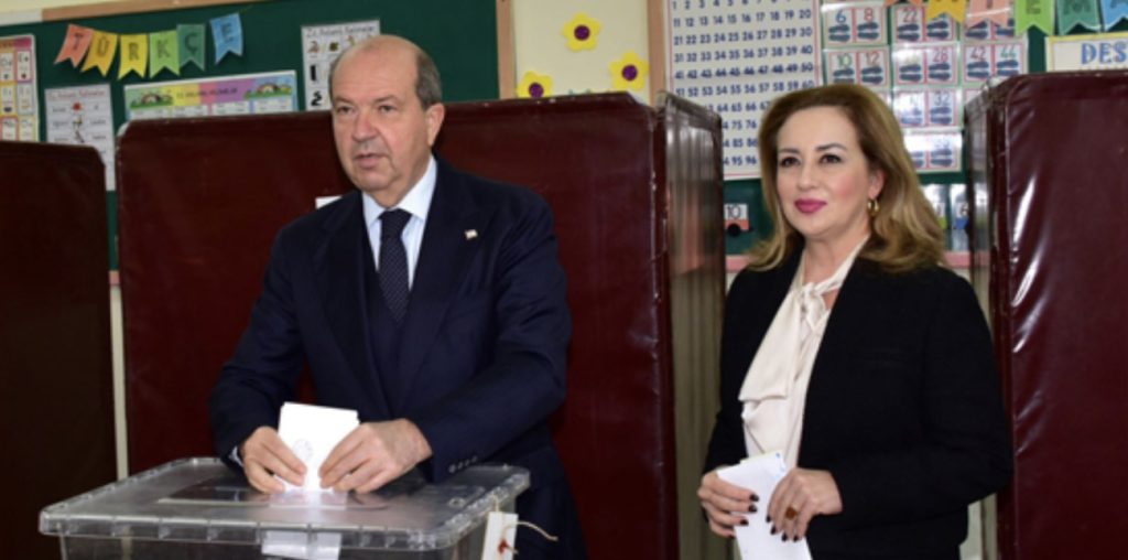 Cumhurbaşkanı Tatar, oyunu kullandı