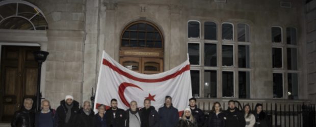 “Kanlı Noel” katliamında hayatını kaybedenler Londra’da anıldı