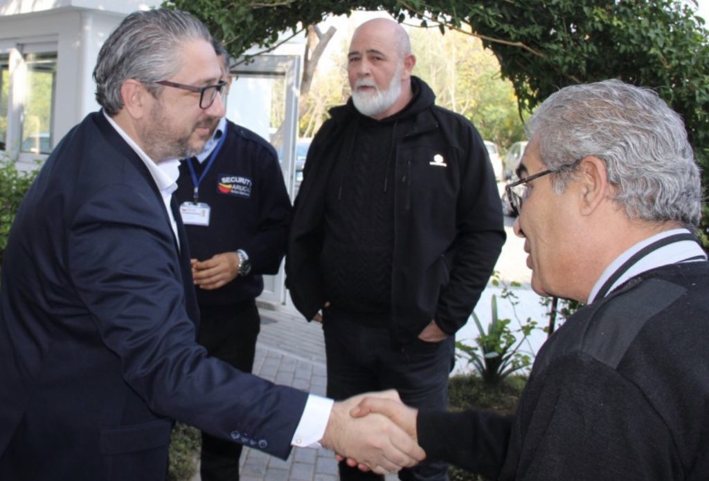 FAE1675B-CF8A-42D7-AEBC-8EF46603638D