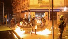14 yıl önce polis şiddetine kurban giden 15 yaşındaki Alexandros Grigoropoulos için halk sokakta