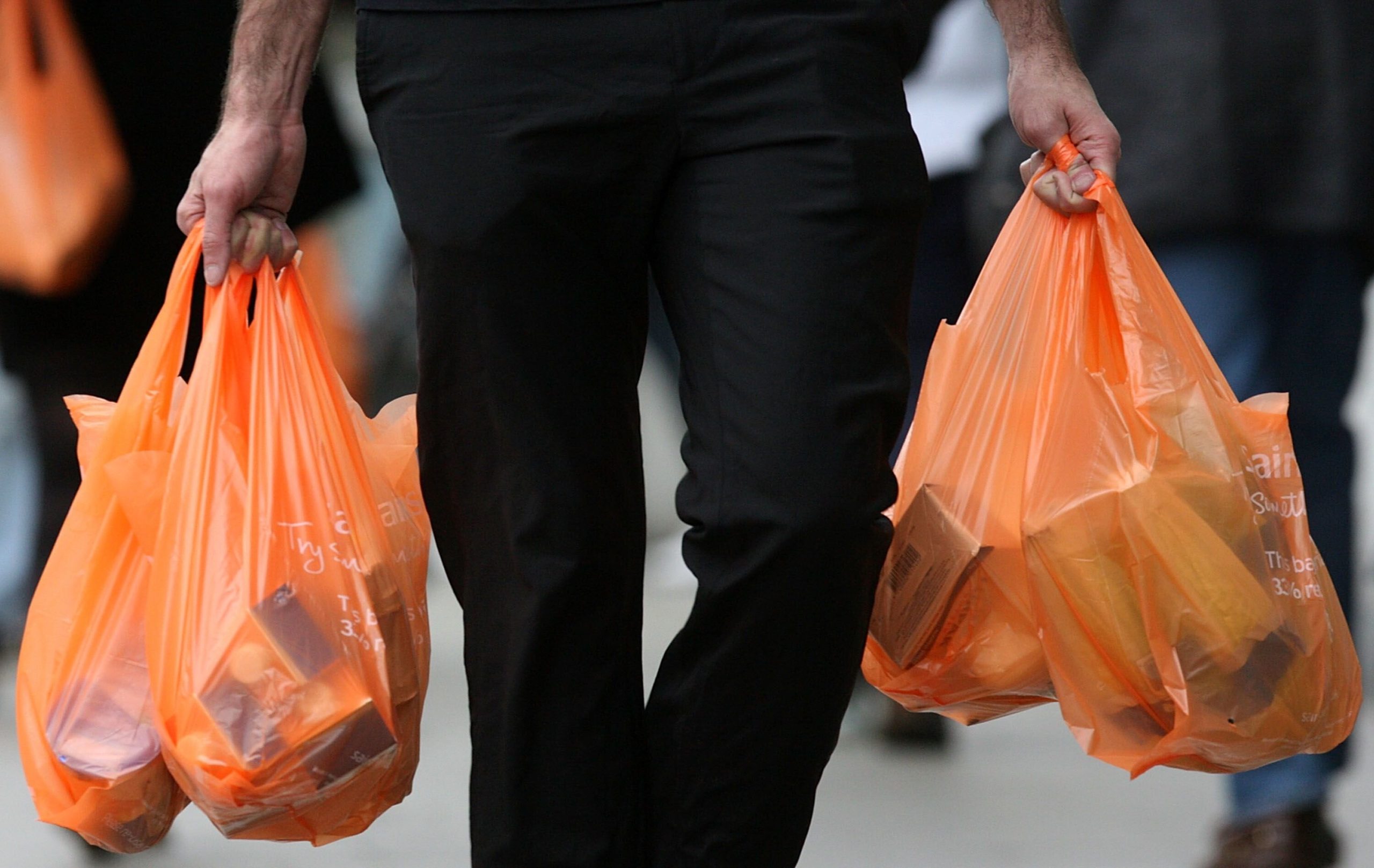 KKTC’de plastik poşet kullanımı kalkıyor: Karara uymayanları Alo 123 hattına bildirin
