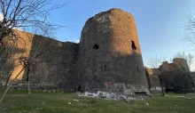 Deprem felaketi, UNESCO Dünya Kültür Mirası Listesi’ndeki Diyarbakır Surları’nı da vurdu