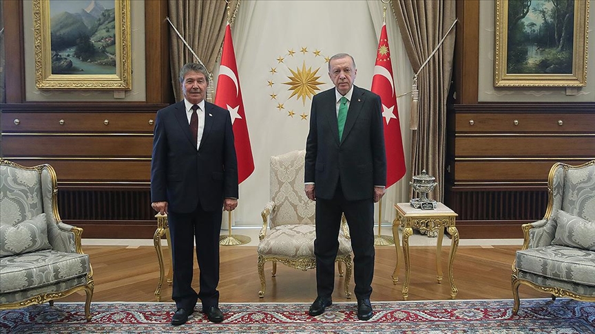 Başbakan Üstel, Ankara’ya gidiyor