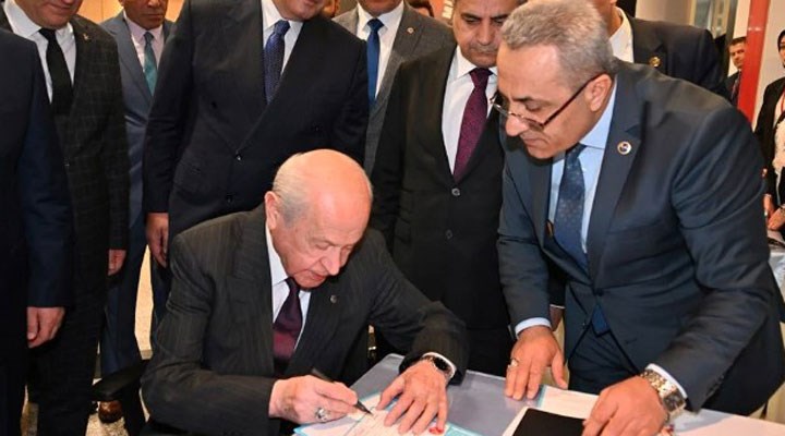 Devlet Bahçeli seçim için adaylık başvurusu yaptı