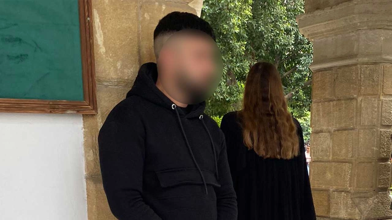 Mahkemede polisleri darp etti