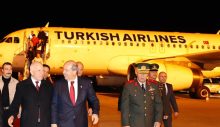 İstanbul’daki temaslarını tamamlayan Tatar adaya döndü