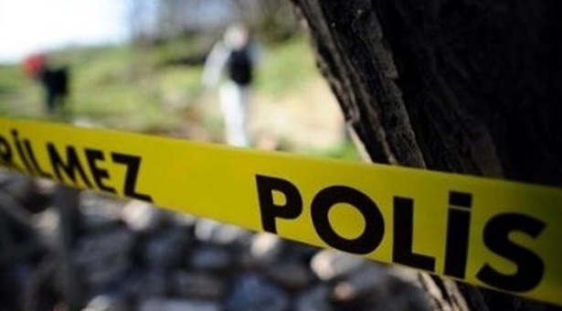 Lefkoşa’daki bir arazide toprağa gömülü bulunan cisim, ekipler tarafından imha edildi