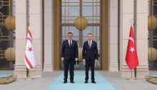 Üstel, Oktay ile bir araya geldi