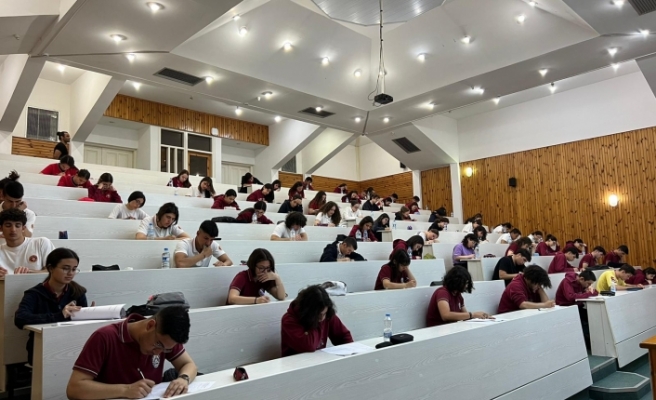 DAÜ 27. Liselerarası Matematik Yarışması yapıldı