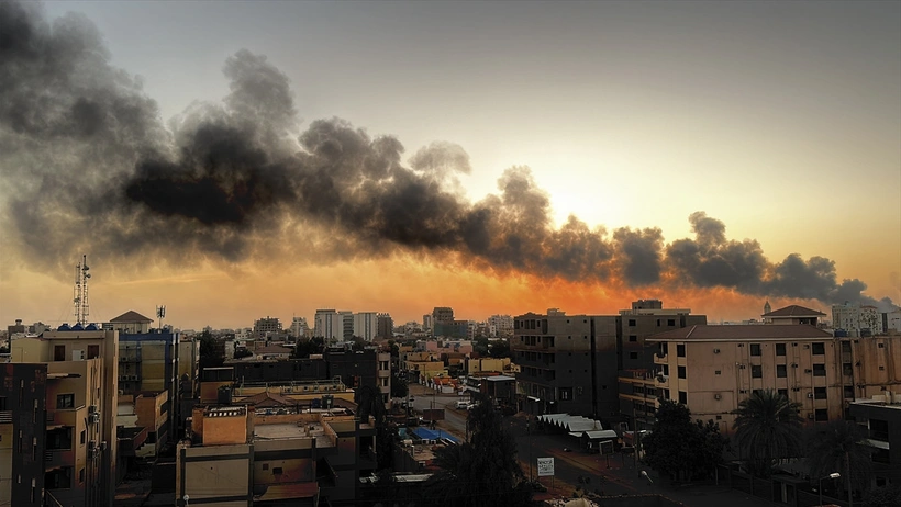 Sudan’daki Türk vatandaşlarının tahliyesine başlandı