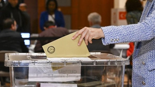 Yurt dışında ikinci tur için kaç kişi oy kullandı?