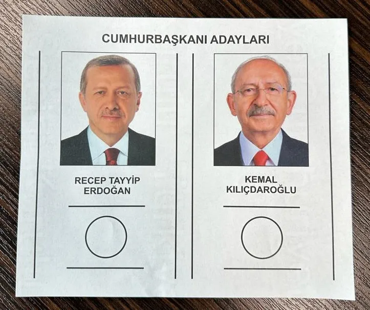Türkiye’deki Cumhurbaşkanlığı seçiminin ikinci turu için Cumartesi günü oy verme işlemi başlayacak