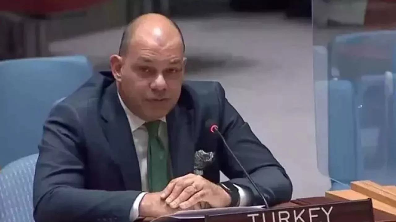 Rauf Alp Denktaş, Polonya Büyükelçiliği’ne atandı