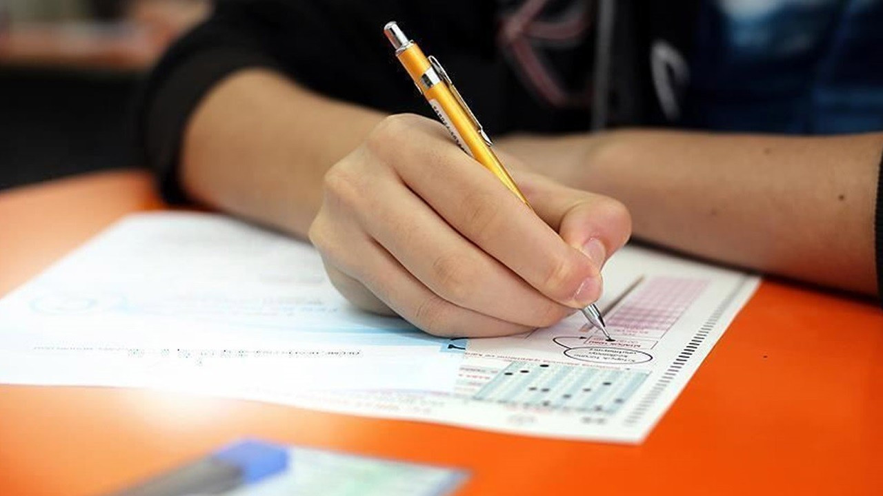 YKS’nin ilk oturumu Temel Yeterlilik Testi başladı
