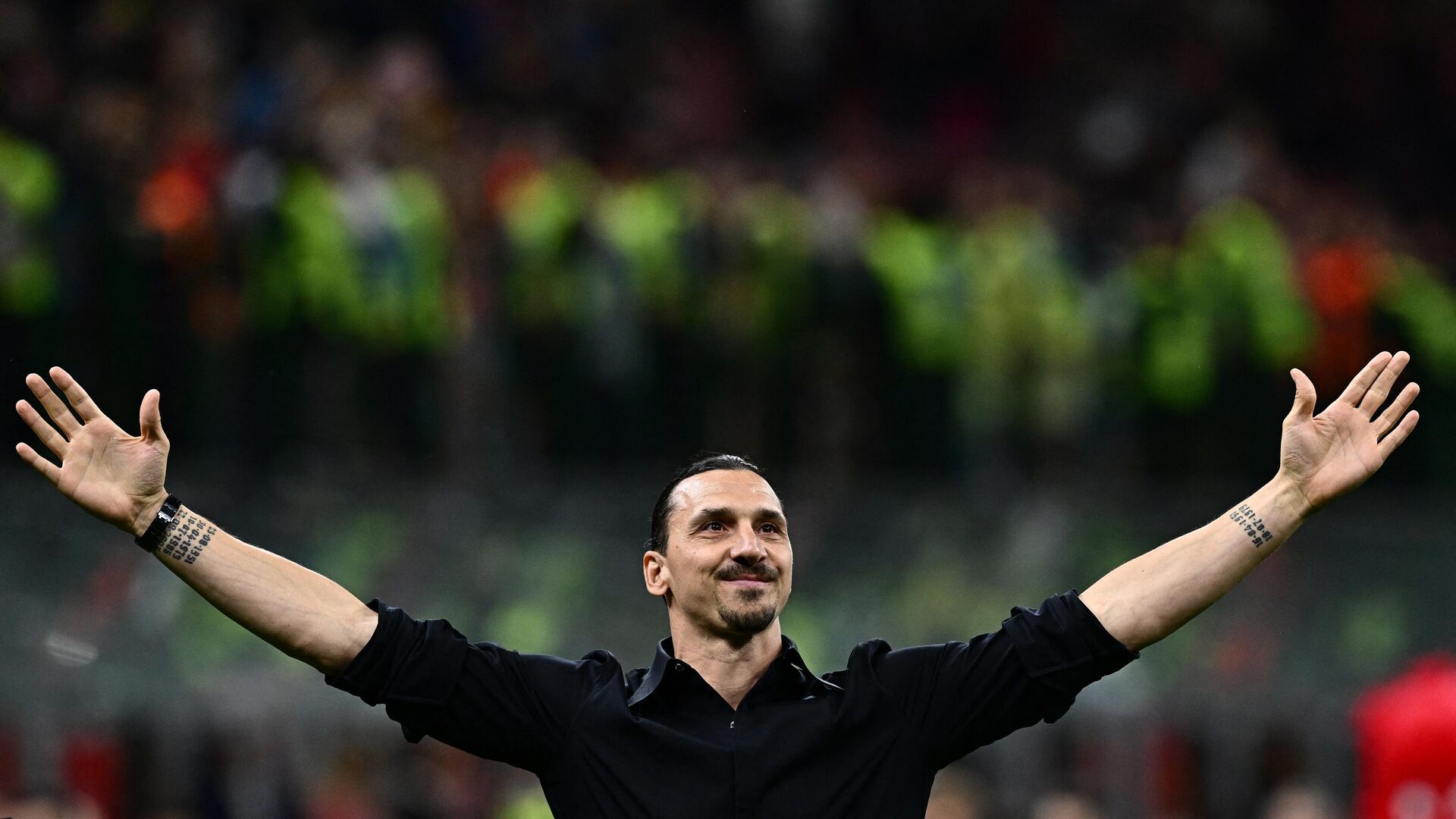 Zlatan İbrahimovic, futbolu bıraktı