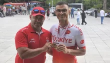 Kıbrıslı Türk bisikletçi Eral Aşina, kendi kategorisinde Türkiye Şampiyonu oldu
