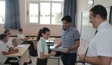 Orta dereceli okullarda karneler yarın dağıtılacak