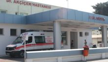 Türkiye İş Bankası’nın katkısıyla alınan mobil dijital röntgen cihazı Girne Dr. Akçiçek Hastanesi’ne teslim edildi