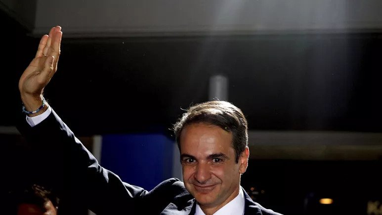 Yunanistan Başbakanı Miçotakis’e göre Türkiye ve Yunanistan olumlu adımlar atabilir