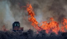 Hristodulidis, Limasol yanarken tatile gitti